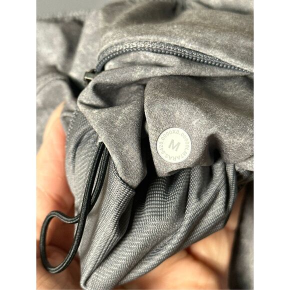 Lululemon T.H.E. Short 9" *Linerless Medium - Picture 8 of 12